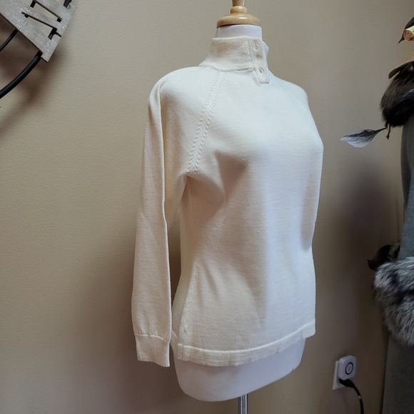 Collection point of view sweater - Picture 2 of 6